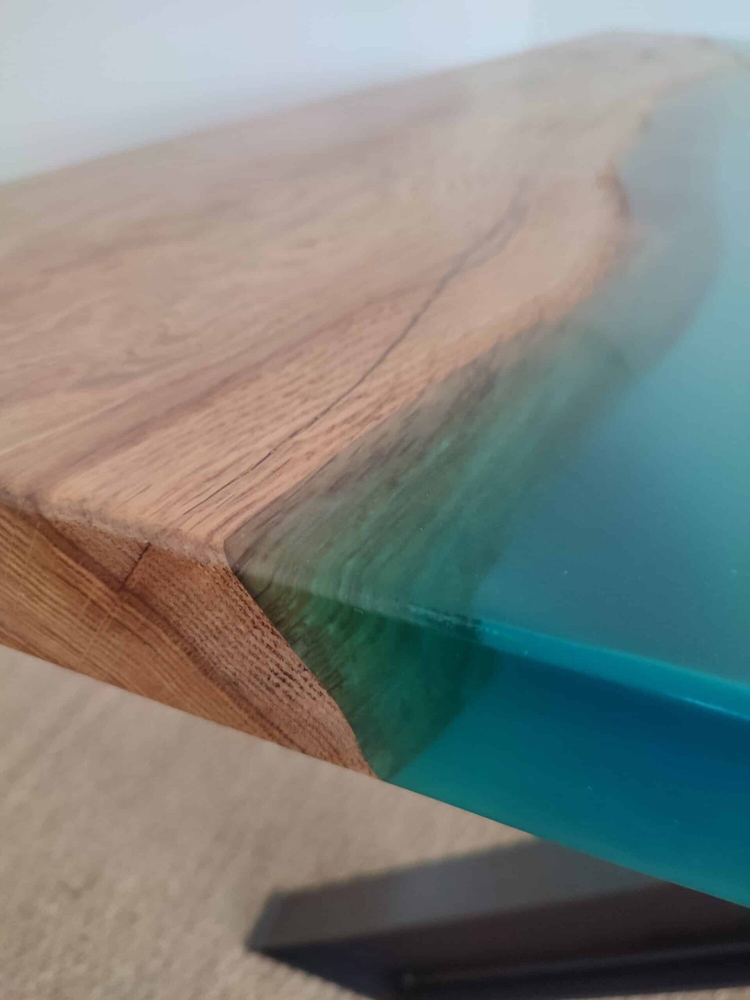 table rivière epoxy resine sur mesure 11