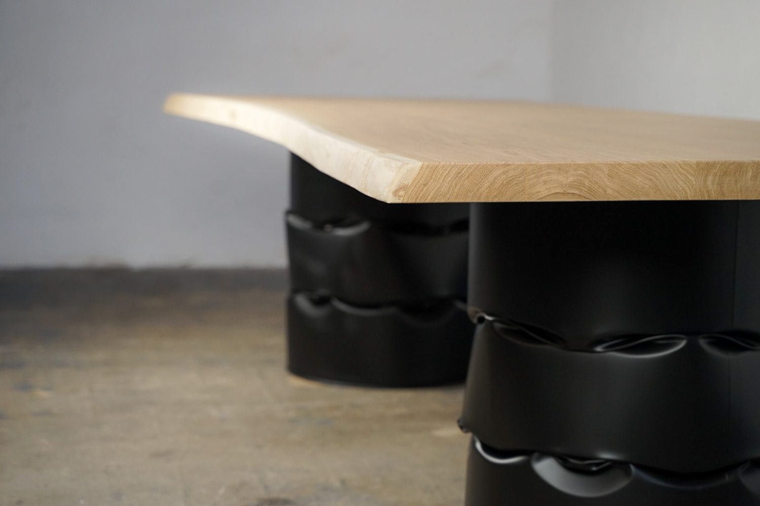 Table bidon noir-10