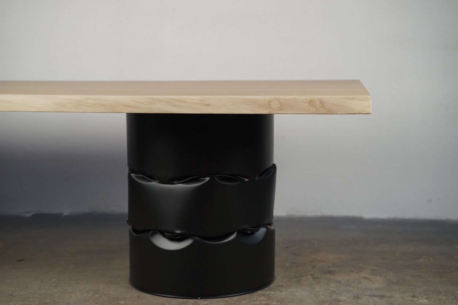 Table bidon noir-12