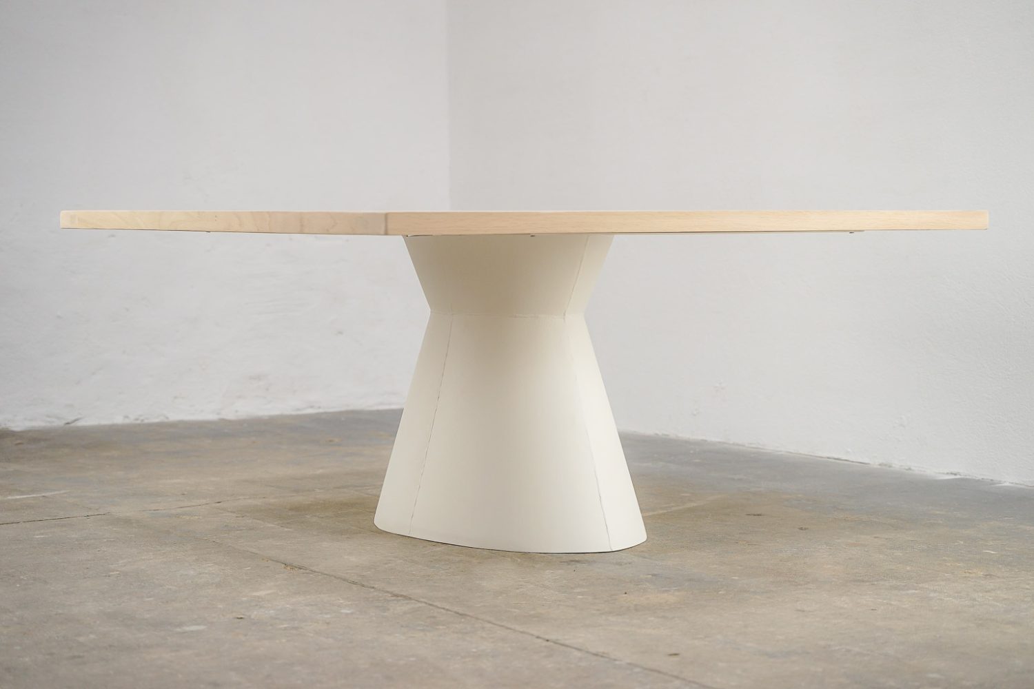 Table sablier blanc-5